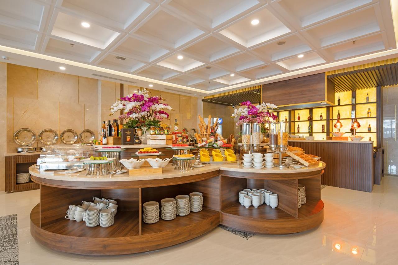 Gold Plaza Hotel Da Nang Exterior photo
